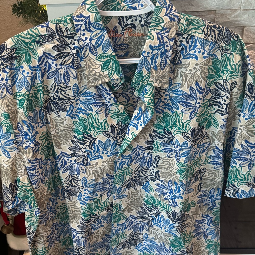 Alan Flusser Men's Blue and Green Floral Shirt